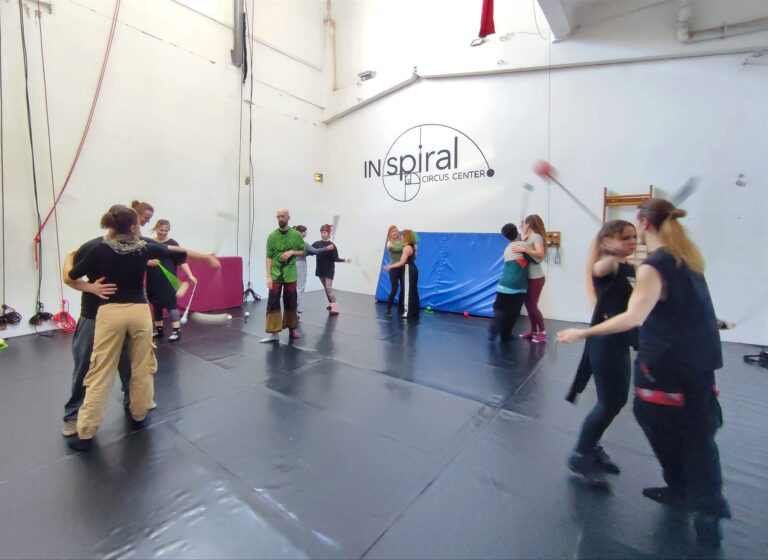 Inspiral Cirkusz Budapest Flow-ra klub