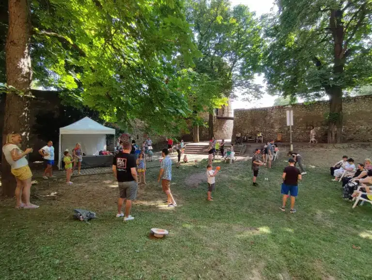 Inspiral Cirkusz Budapest Inspiral klub máshol